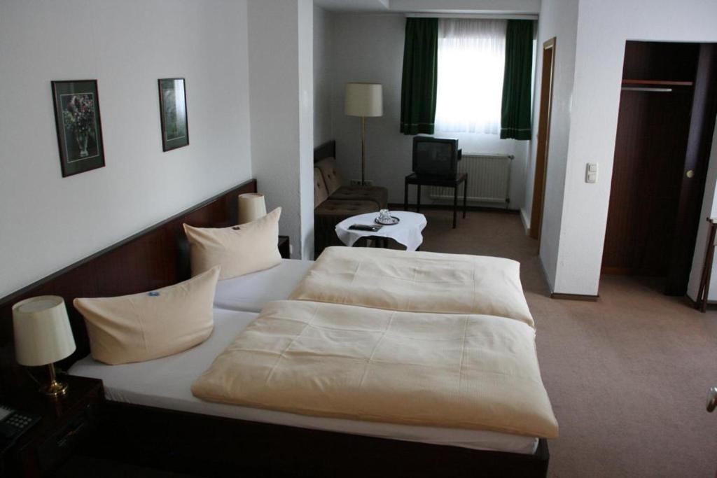 Hotel Diening Έσσεν Δωμάτιο φωτογραφία
