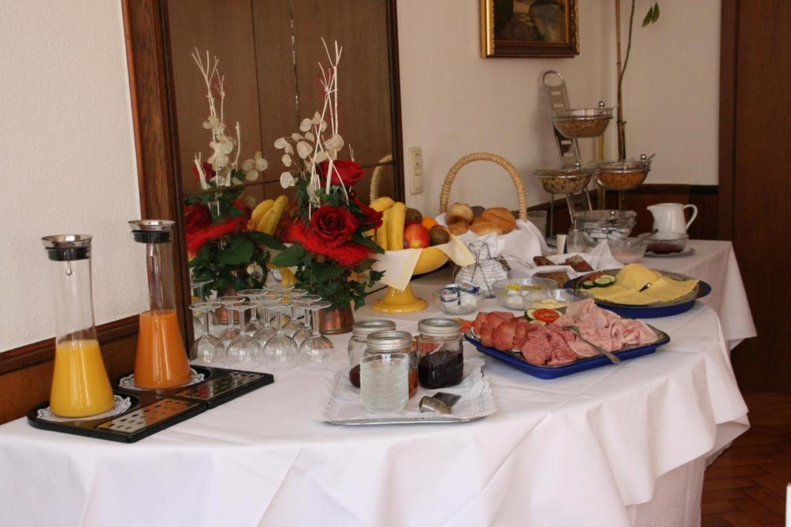 Hotel Diening Έσσεν Εξωτερικό φωτογραφία
